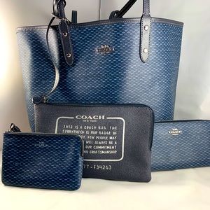 Coach City Design Reversible Tote w/accessories